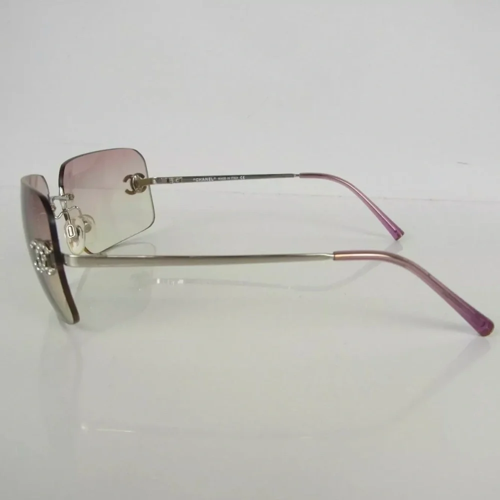 CHANEL Silver Temple Rimless Sunglasses with Pink Gradient Lenses
